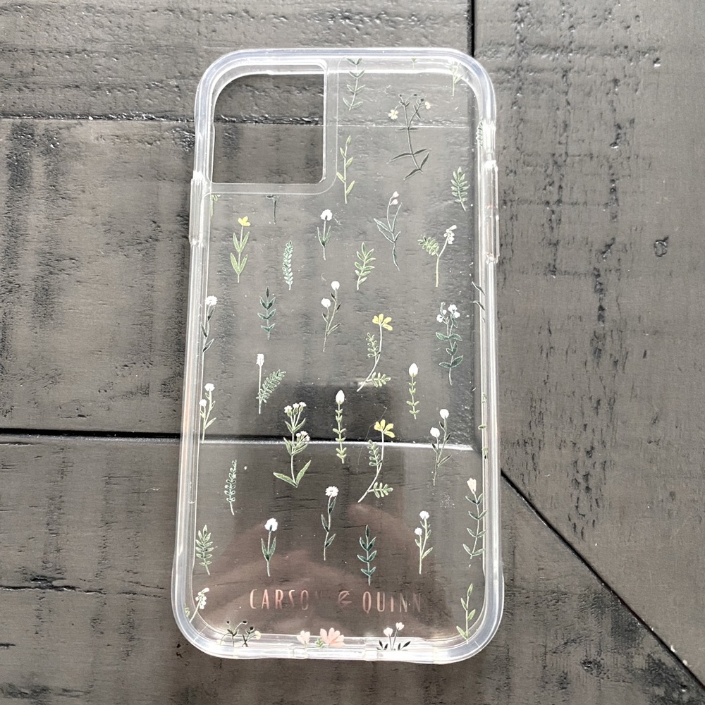 Carson & Quinn IPhone 11/XR (only) flowered case.